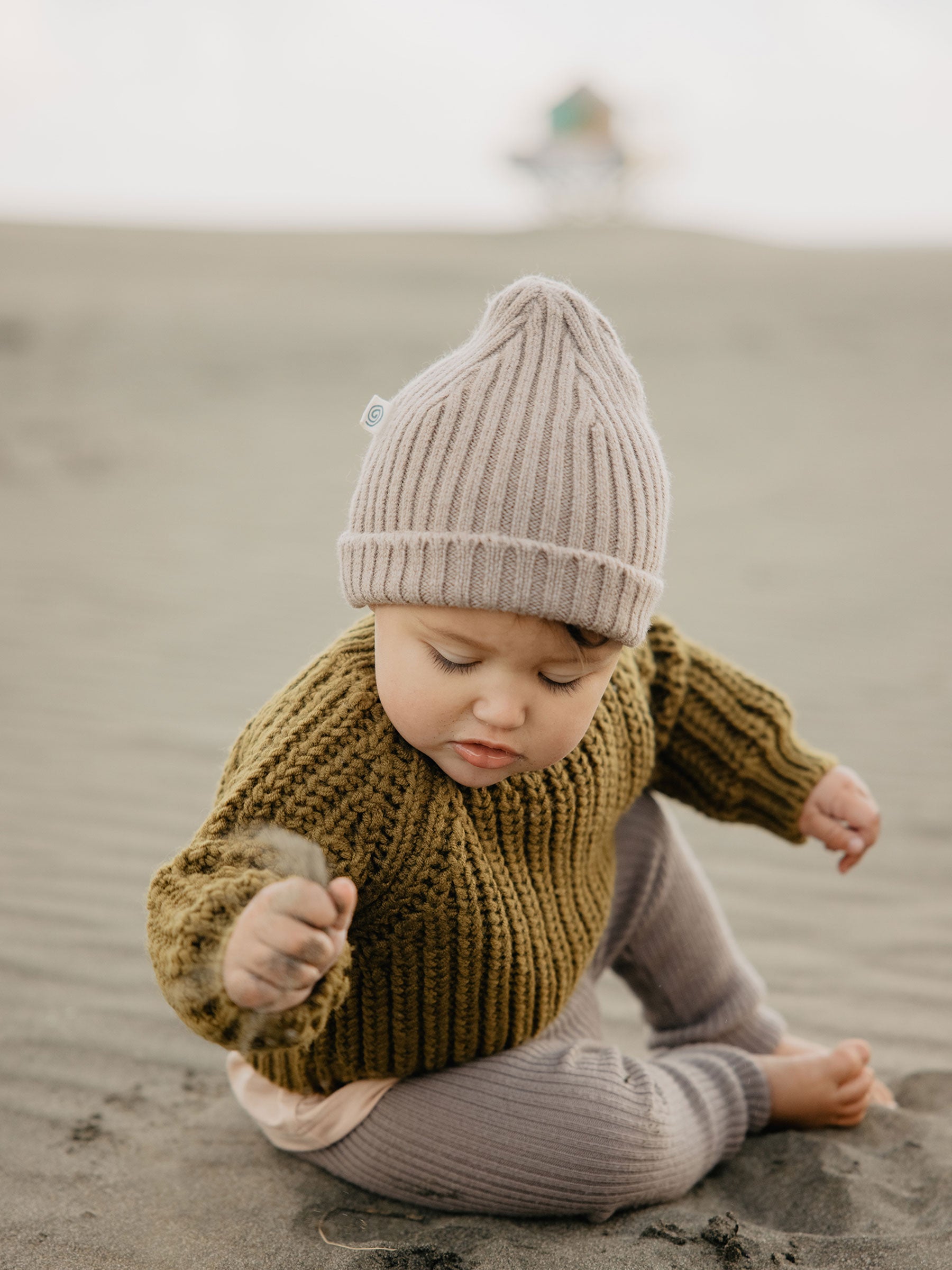Dory Beanie Brownish