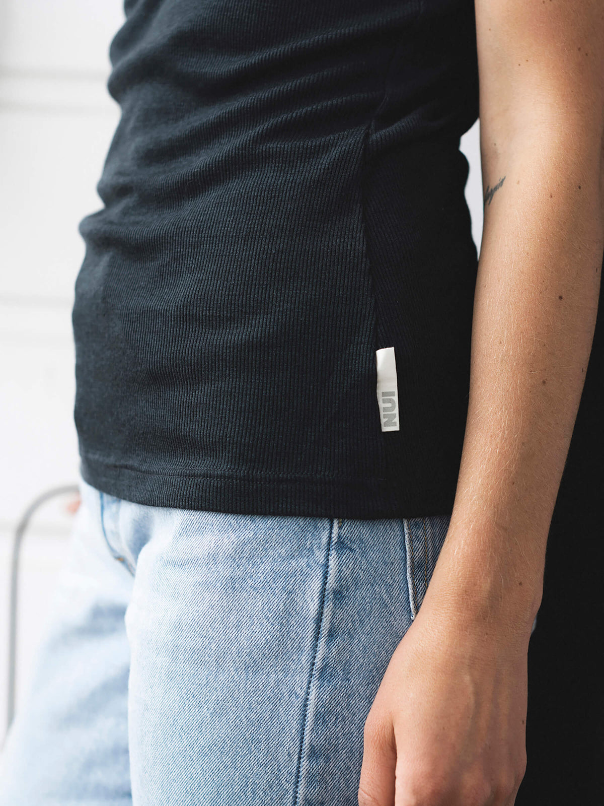 Women's Merinosilk Tank Charcoal